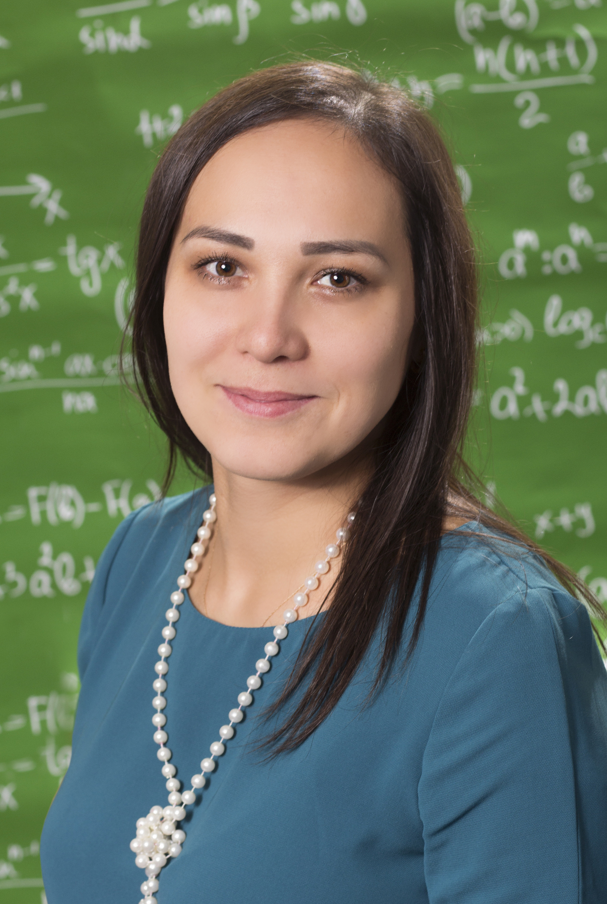 Хабирова Азалия Финатовна.